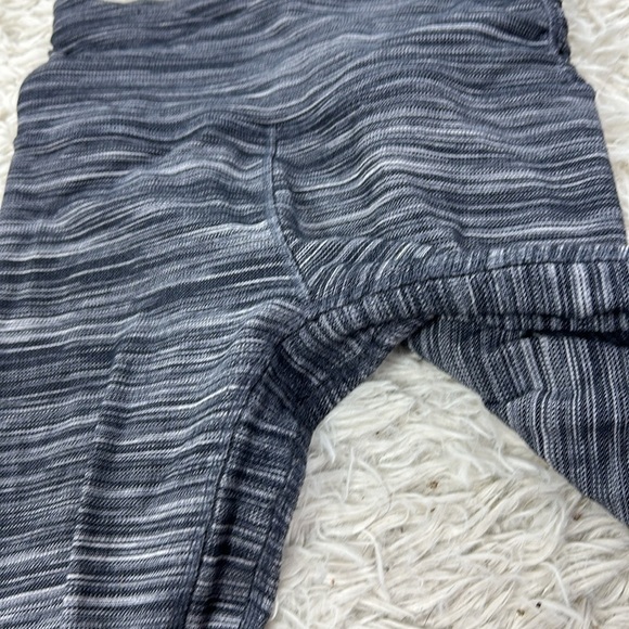 Lululemon Align Crop 21" *Cross Waist Mini Space Dye Herringbone Heathered Black - Picture 3 of 6